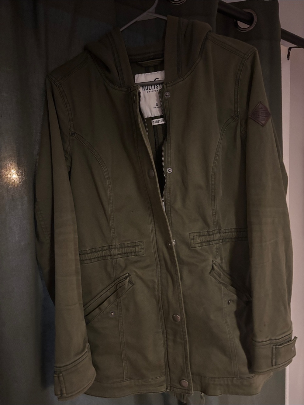 Woman’s Hollister Olive Green Hooded Utility Jacket size Small